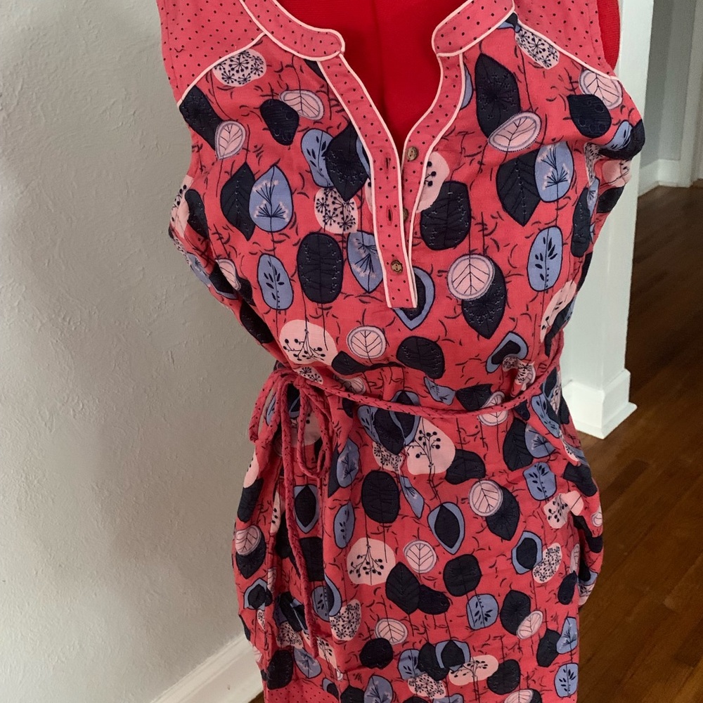 Pattern mid thigh dress